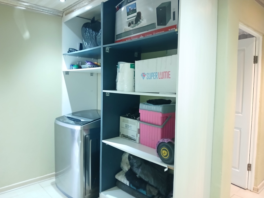 3 Bedroom Property for Sale in Flamwood North West